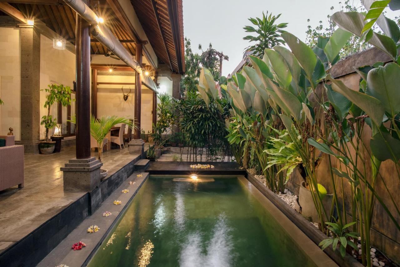 Bidadari Villa Seminyak Exterior foto